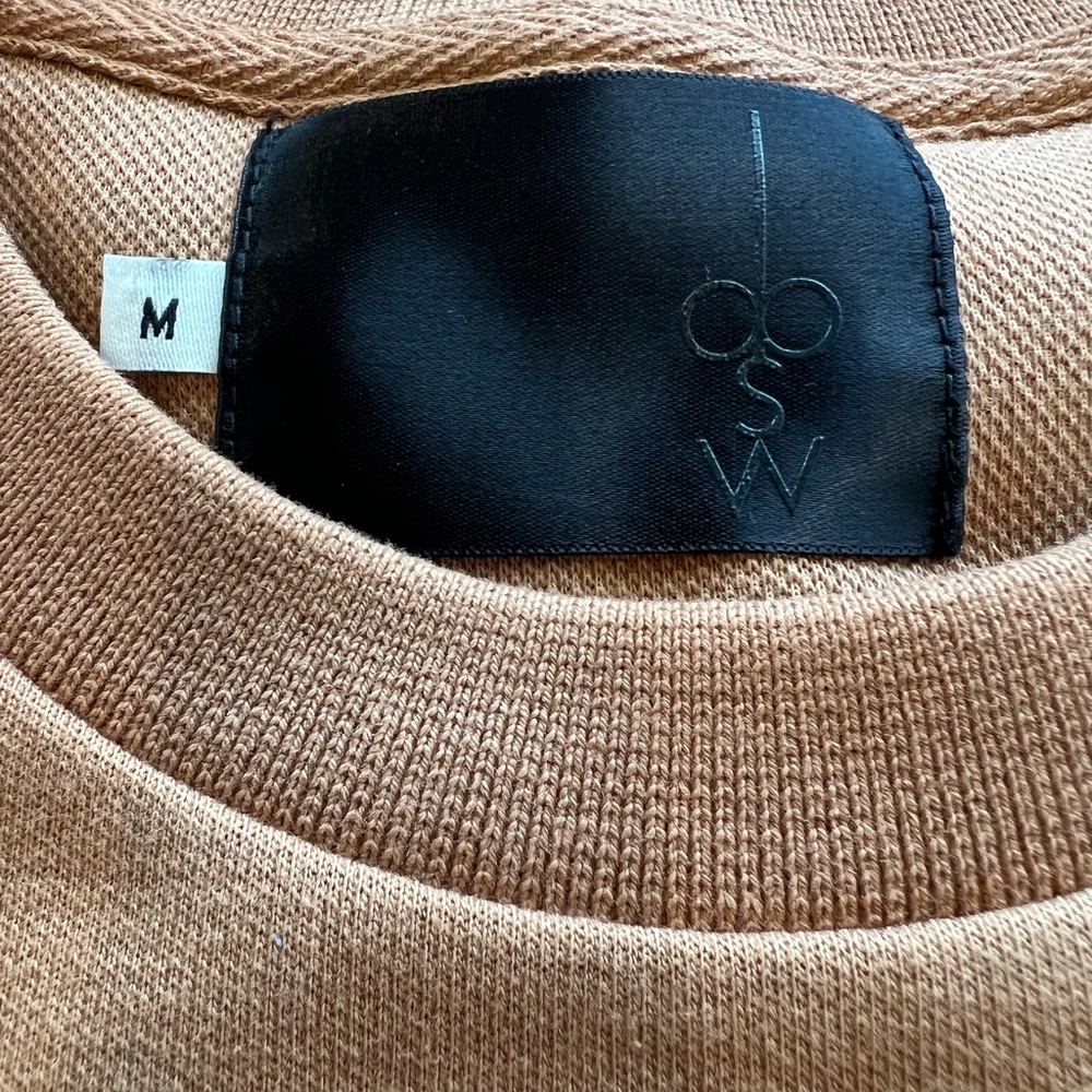 DBSW Sweatshirt - Picture 4 of 4